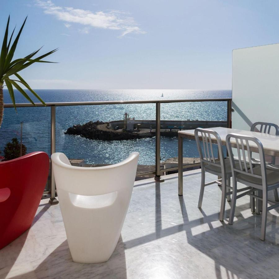Deluxe Suite Sea View